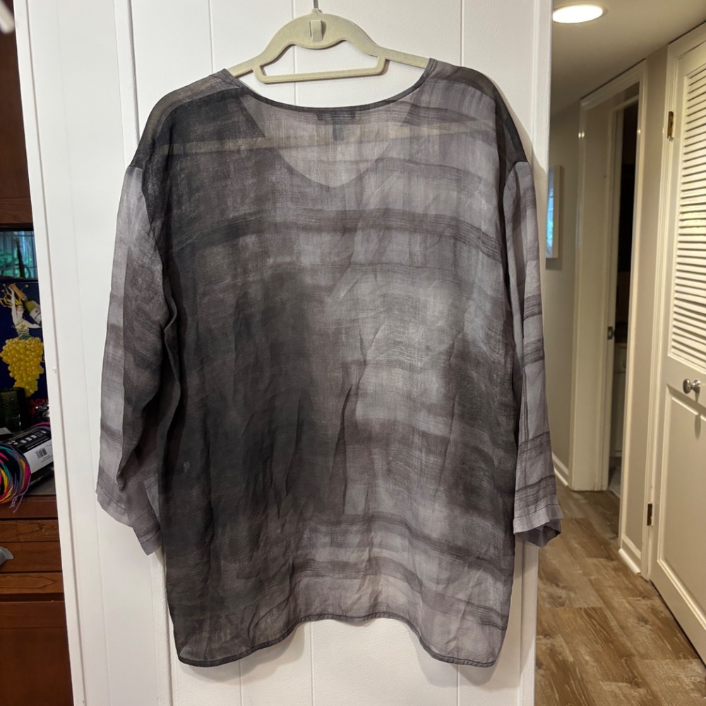 Eileen Fisher 100% silk sheer top - M - Picture 2 of 3